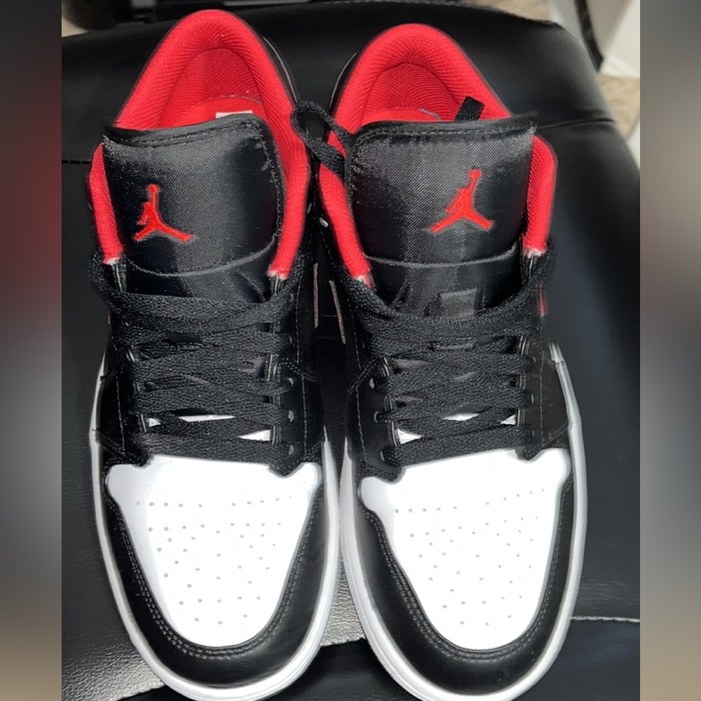 Jordan 1 Low White Toe